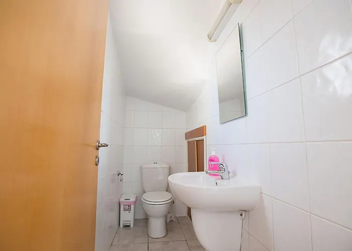Βίλα Lefko Sunshine - Lovely 4 Bedroom With Pool Πρωταράς