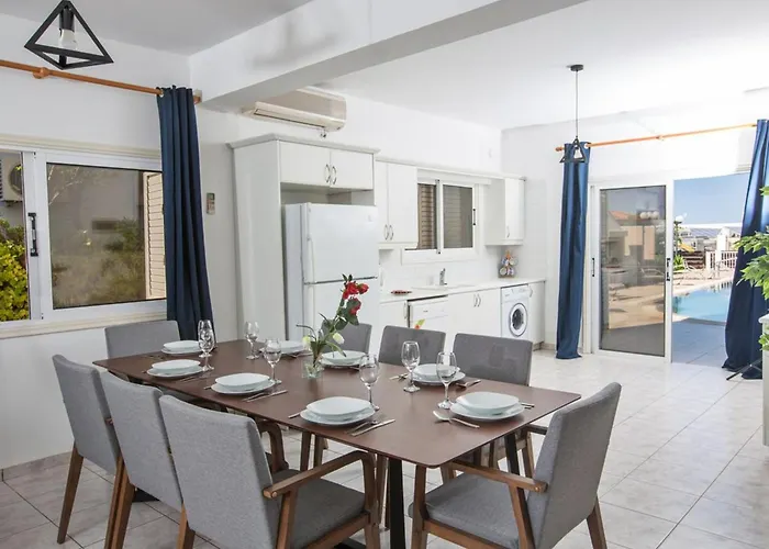 Lefko Sunshine - Lovely 4 Bedroom With Pool *