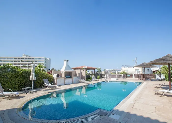 Lefko Sunshine - Lovely 4 Bedroom With Pool Βίλα
