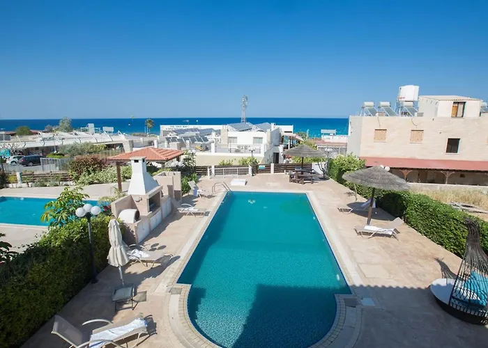 Βίλα Lefko Sunshine - Lovely 4 Bedroom With Pool