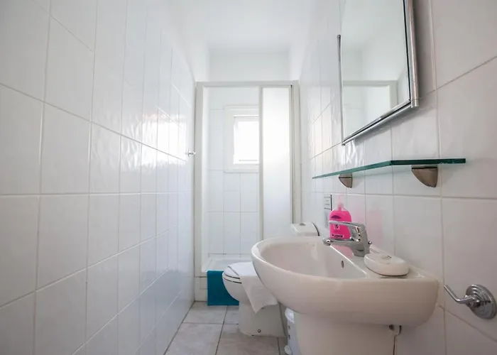 Lefko Sunshine - Lovely 4 Bedroom With Pool *