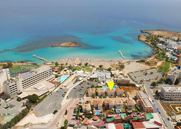 Lefko Sunshine - Lovely 4 Bedroom With Pool Πρωταράς