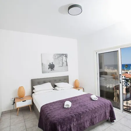 Lefko Sunshine - Lovely 4 Bedroom With Pool - 2 Minute Walk To Fig Tree Bay فيلة